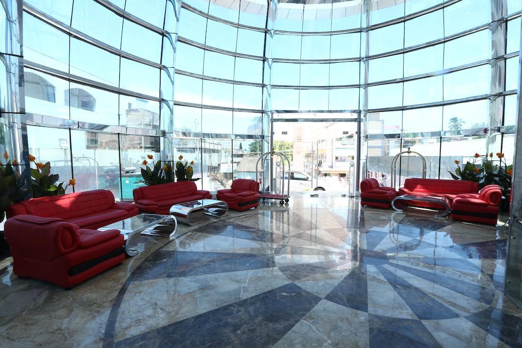 Hotel Millionday Майладутурай Екстериор снимка