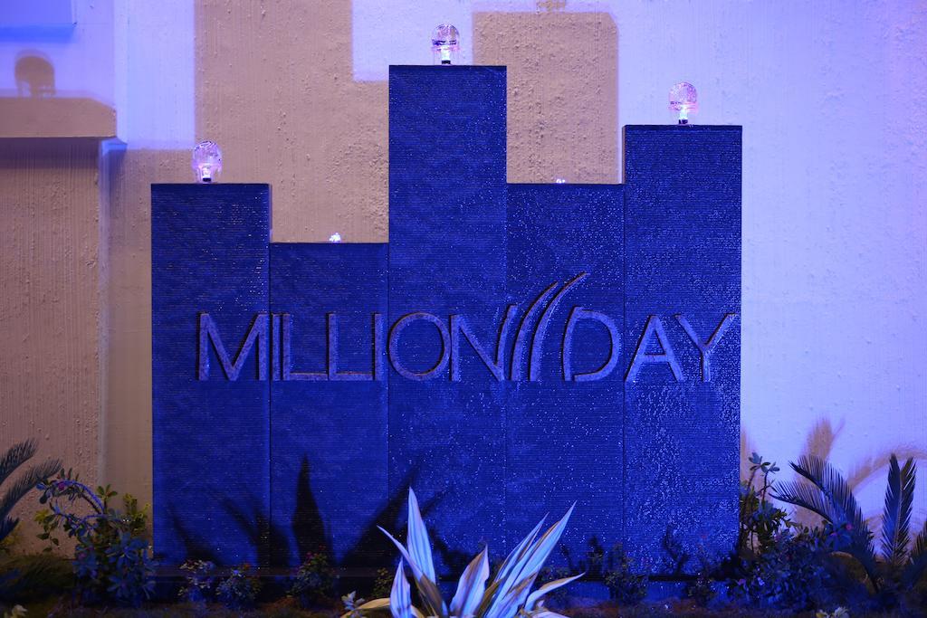 Hotel Millionday Майладутурай Екстериор снимка